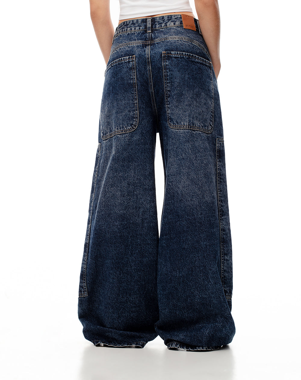 Jean loose fit tiro medio indigo oscuro