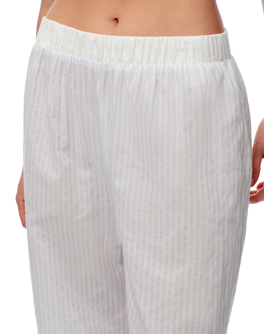 Pantalón relaxed fit tiro alto rayas azules