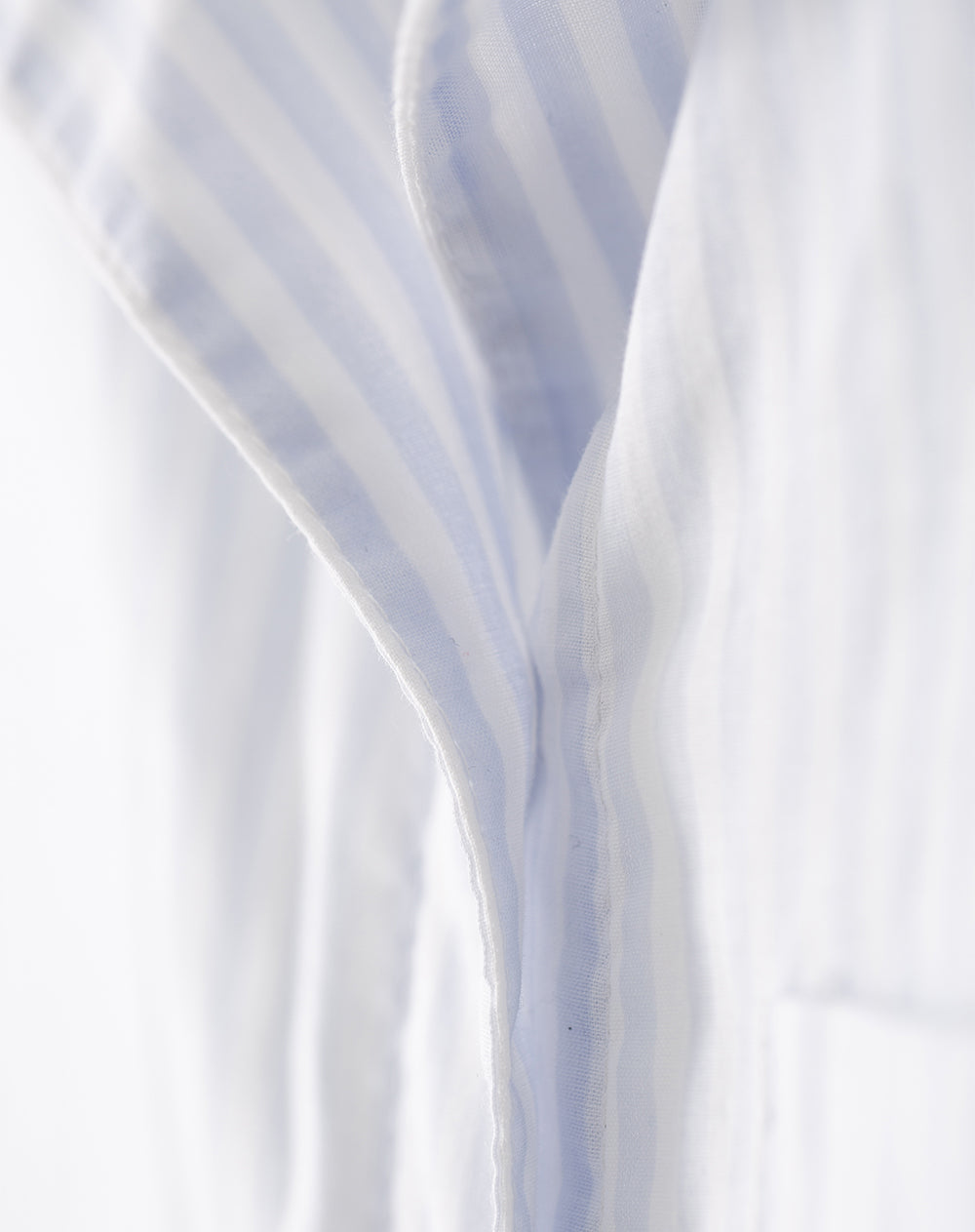 Camisa relaxed fit manga corta rayas azules
