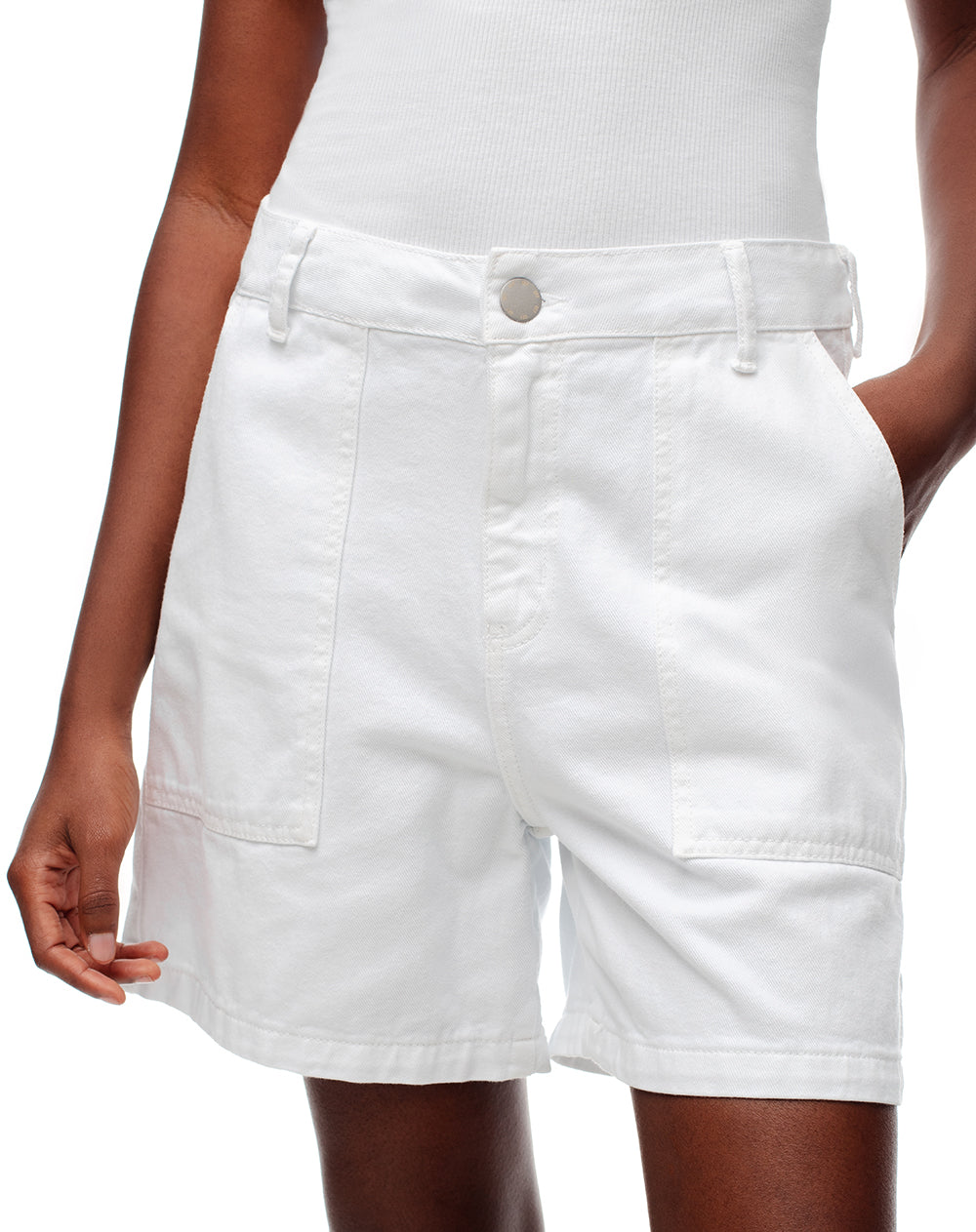 Short blanco