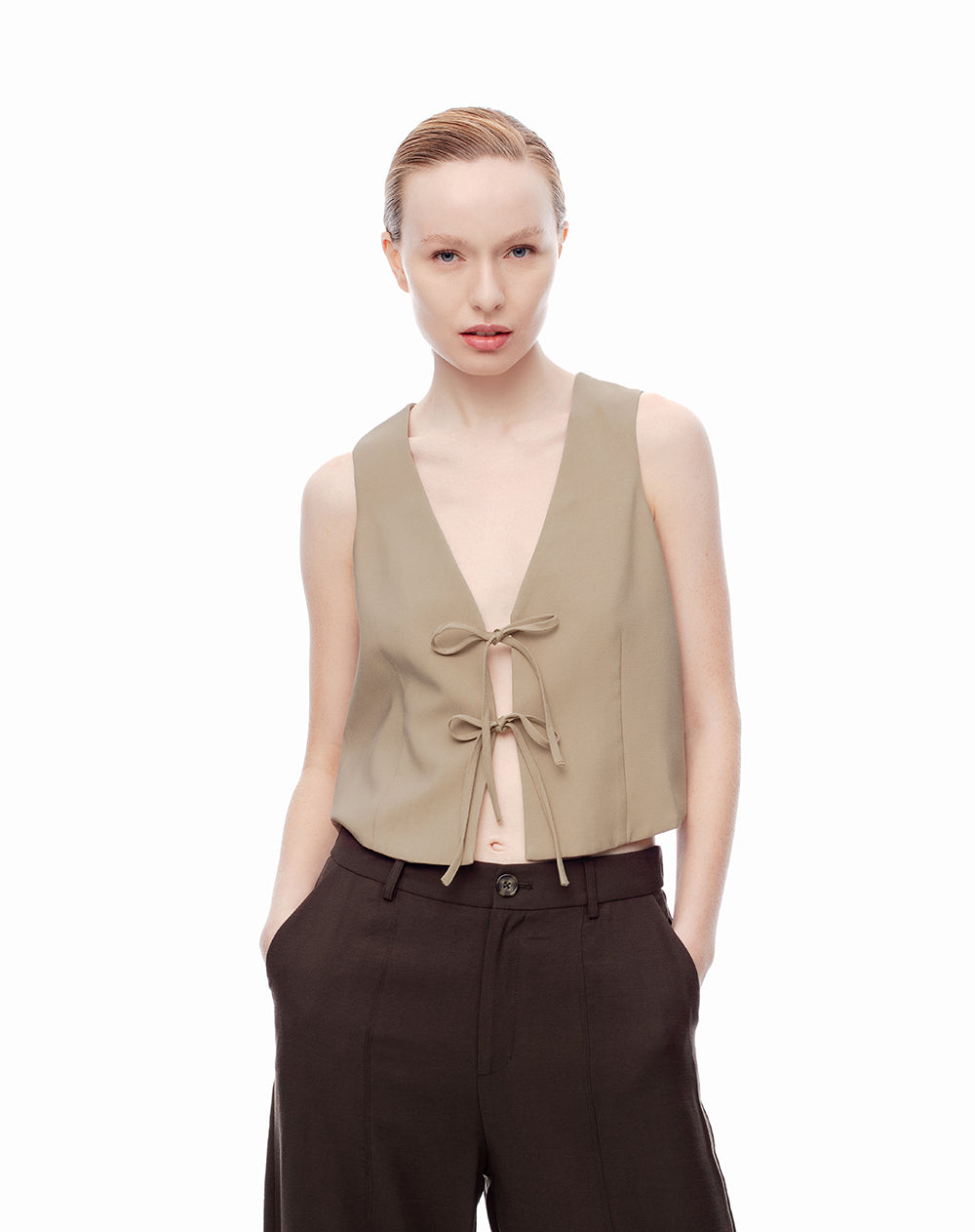 Chaleco crop anudado caqui mujer