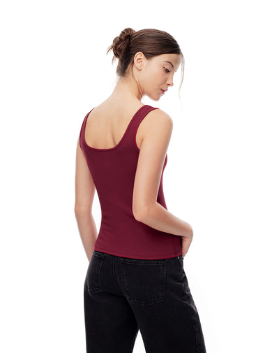 Camiseta manga sisa slim rib algodón vinotinto mujer