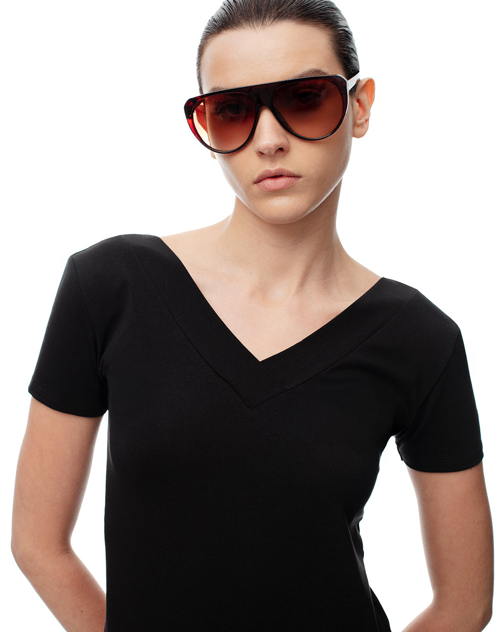 Camiseta regular uso 2 en 1 negra mujer