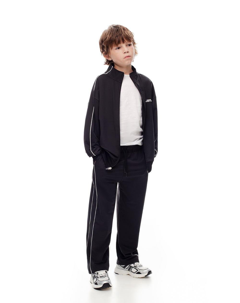 Chaqueta regular negra niño