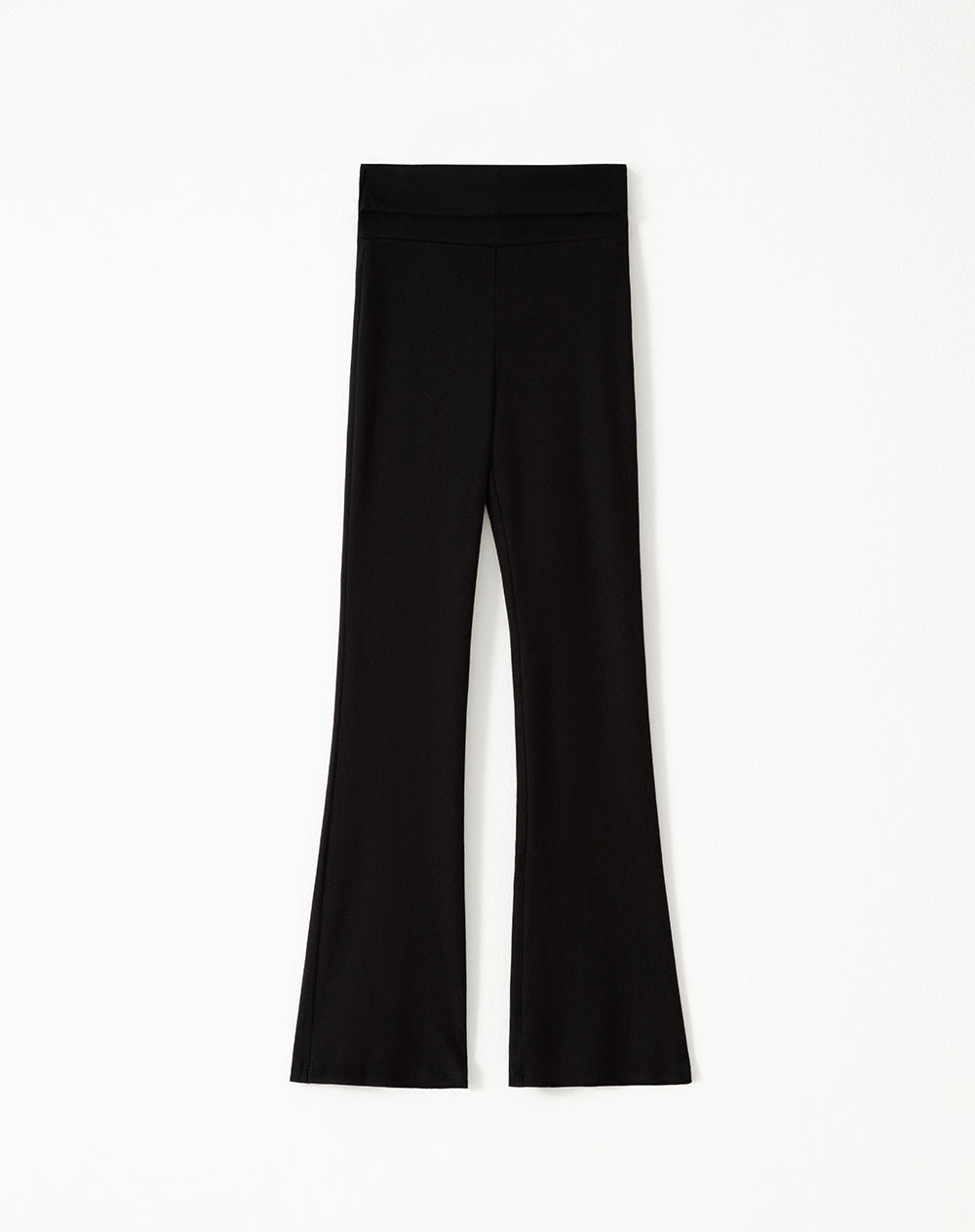 Pantalón flare fit tiro alto negro