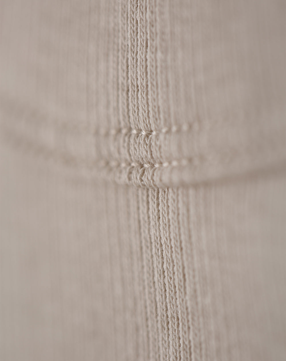 Camiseta slim fit manga corta arena