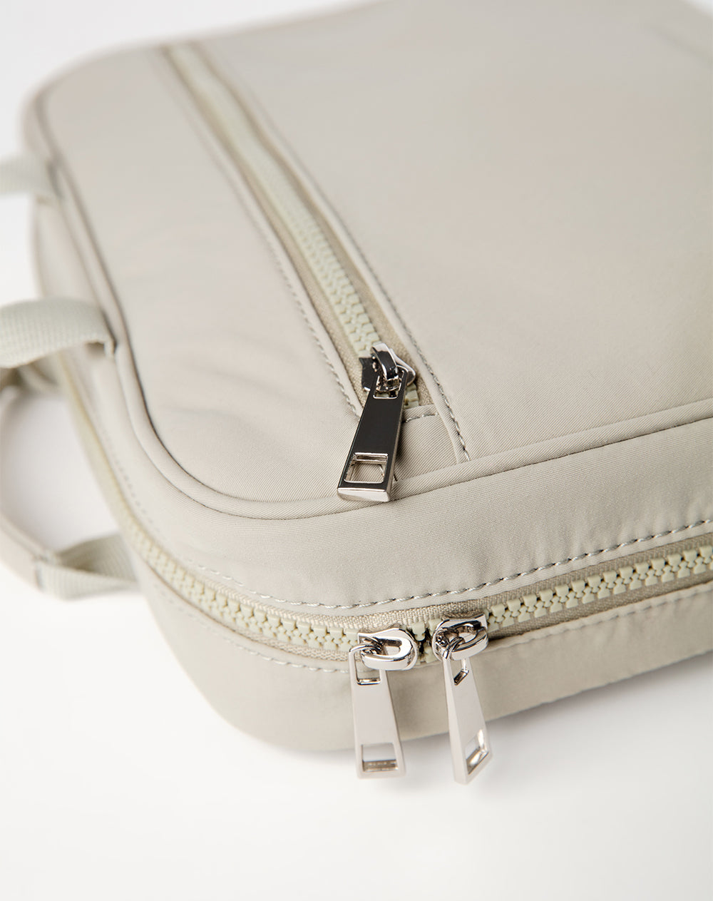 Estuche verde