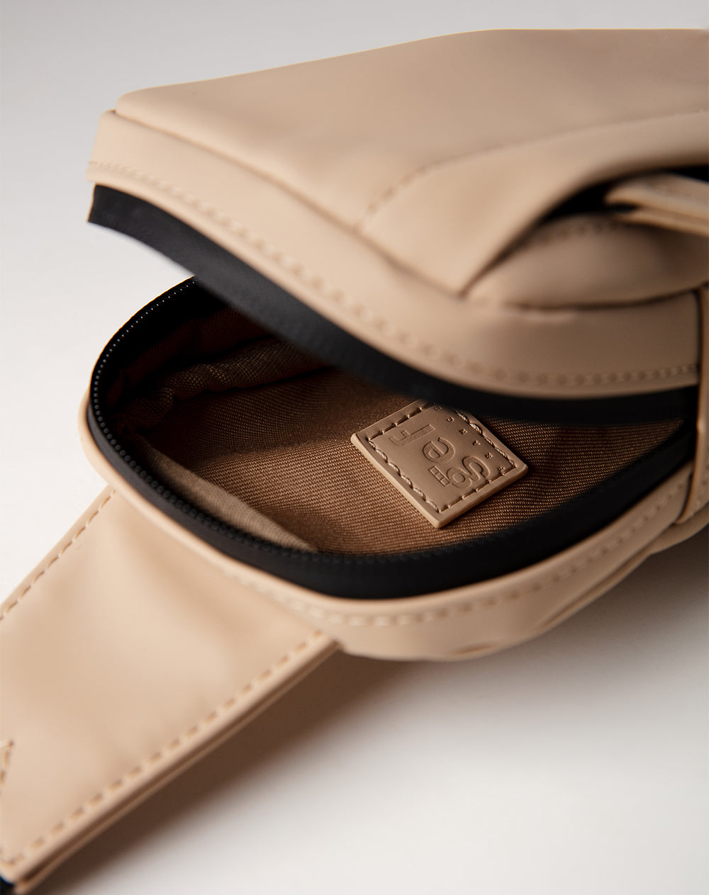 Bolso beige