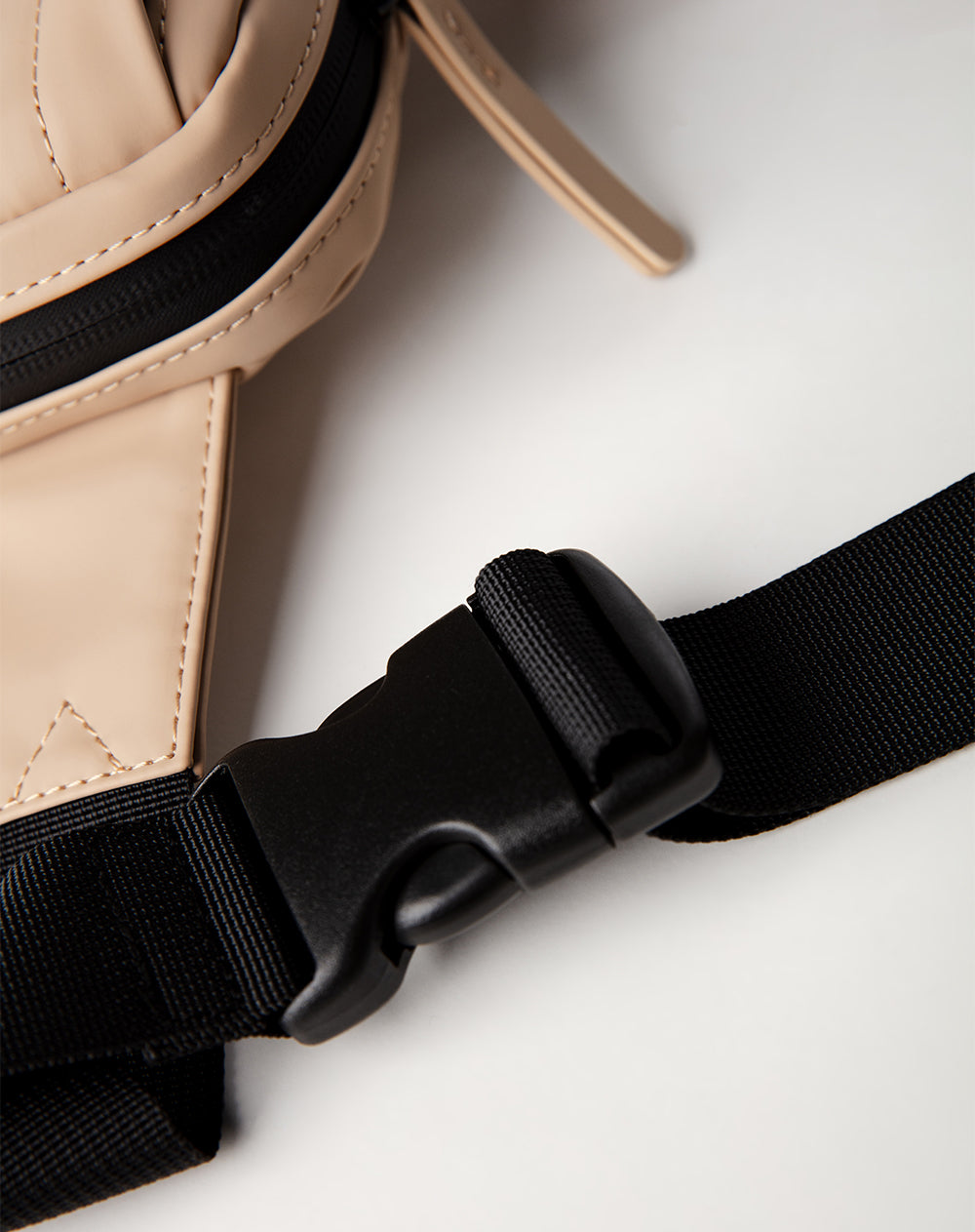 Bolso beige