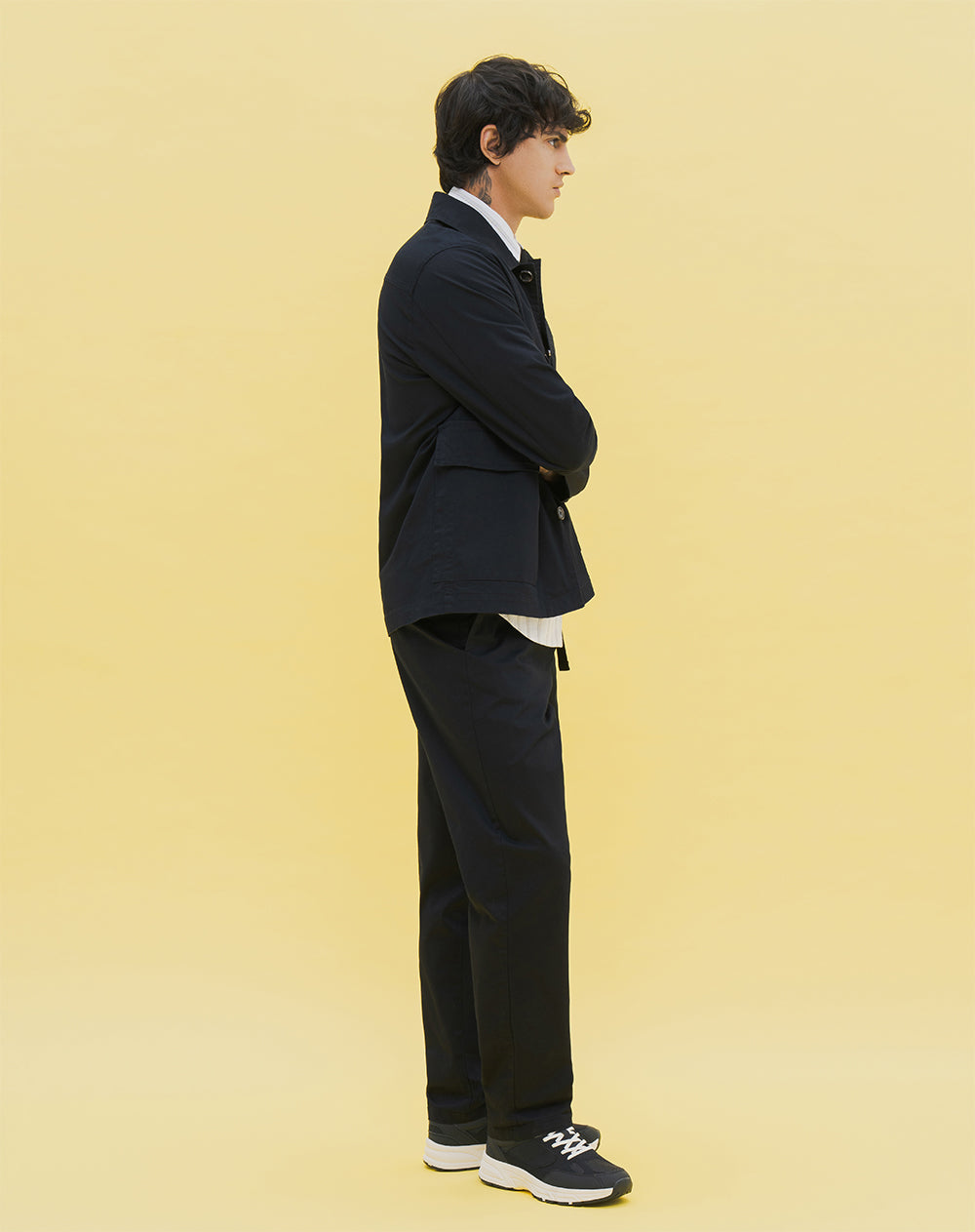 Pantalón regular fit tiro medio en drill azul