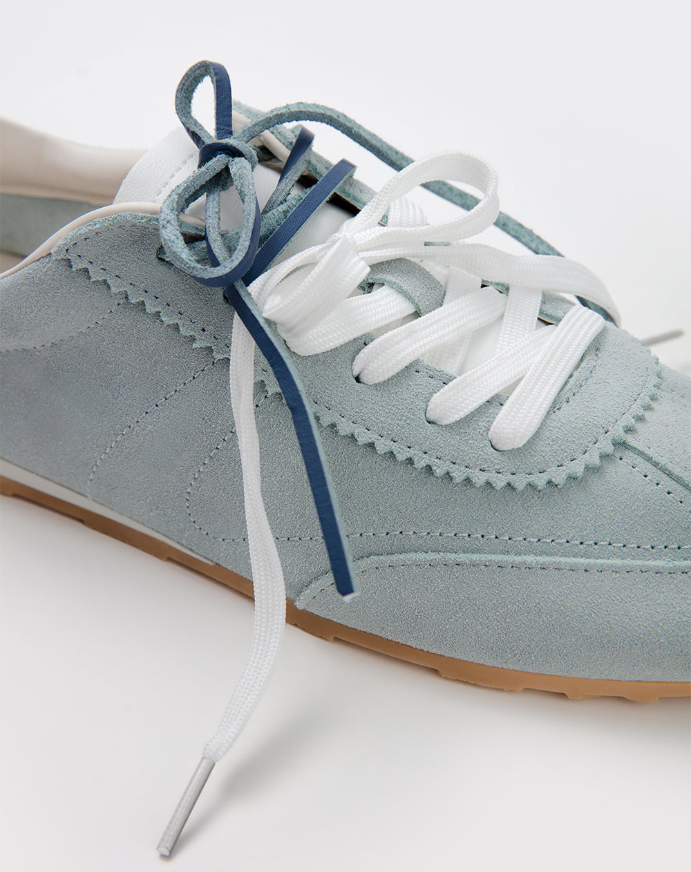 Tenis casuales tipo gamuza azules mujer