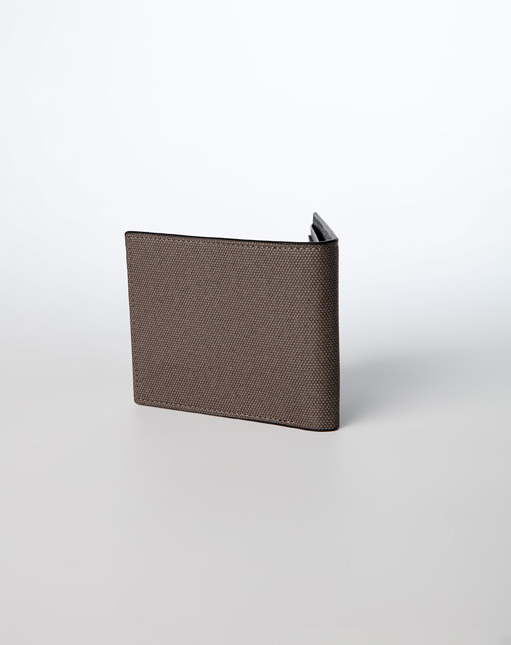 Billetera pequeña gris