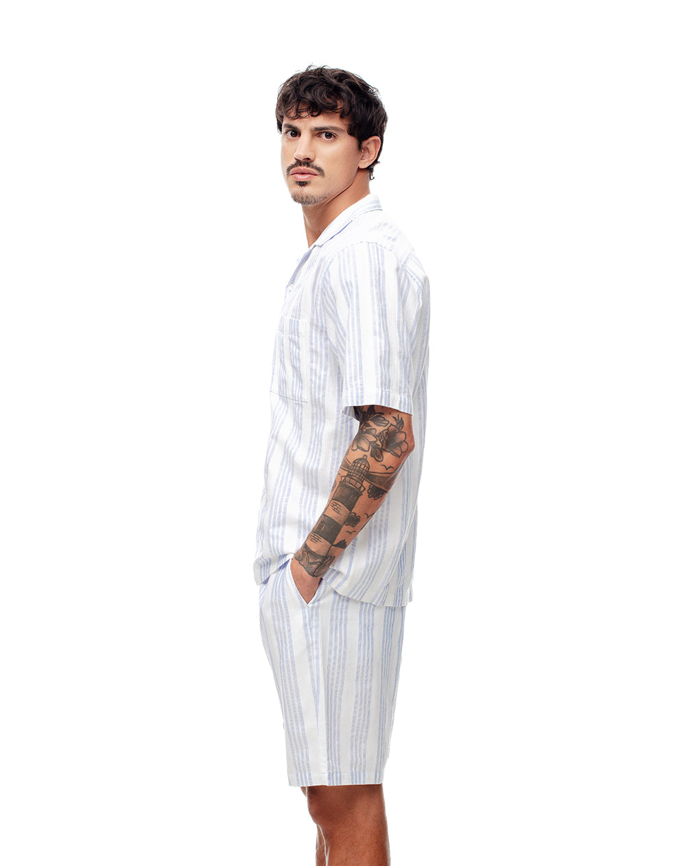 Pantaloneta blanco rayas