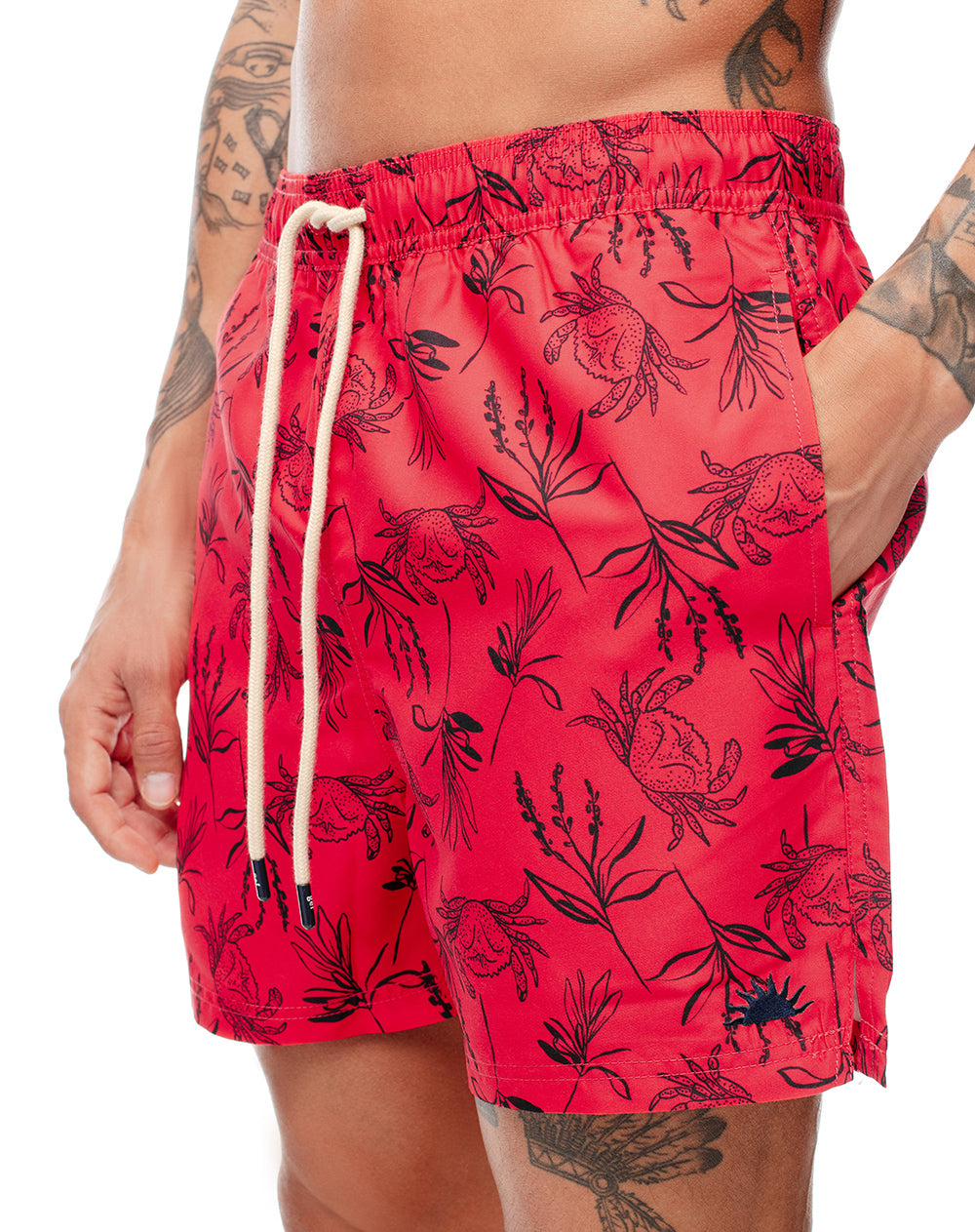 Pantaloneta rojo estampado