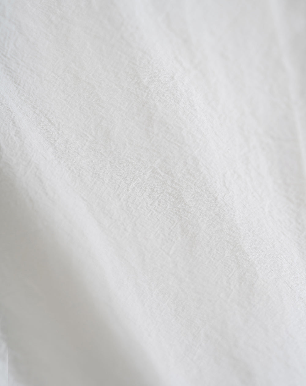 Camisa manga larga loose algodón blanca hombre