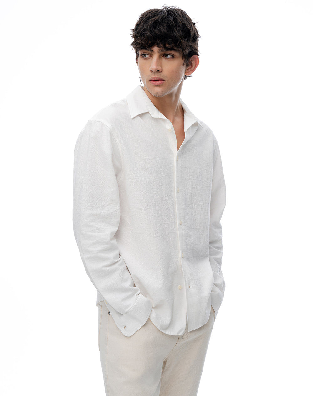 Camisa regular manga larga blanca hombre