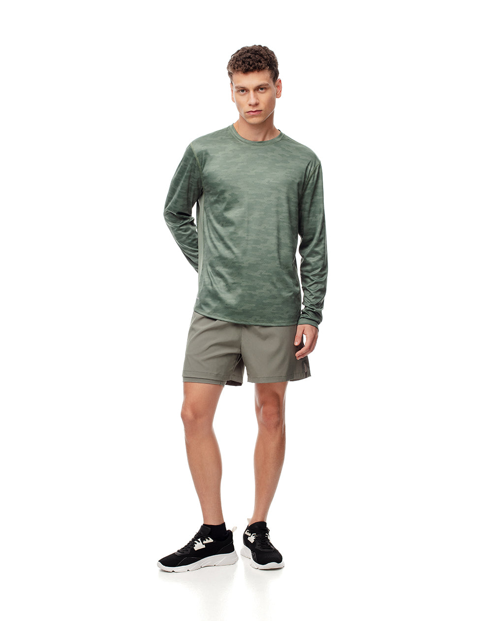 Camiseta regular fit manga larga verde estampada