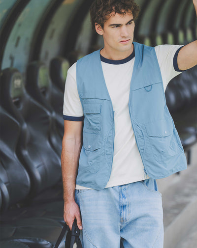 Chaleco utilitario regular liviano azul hombre