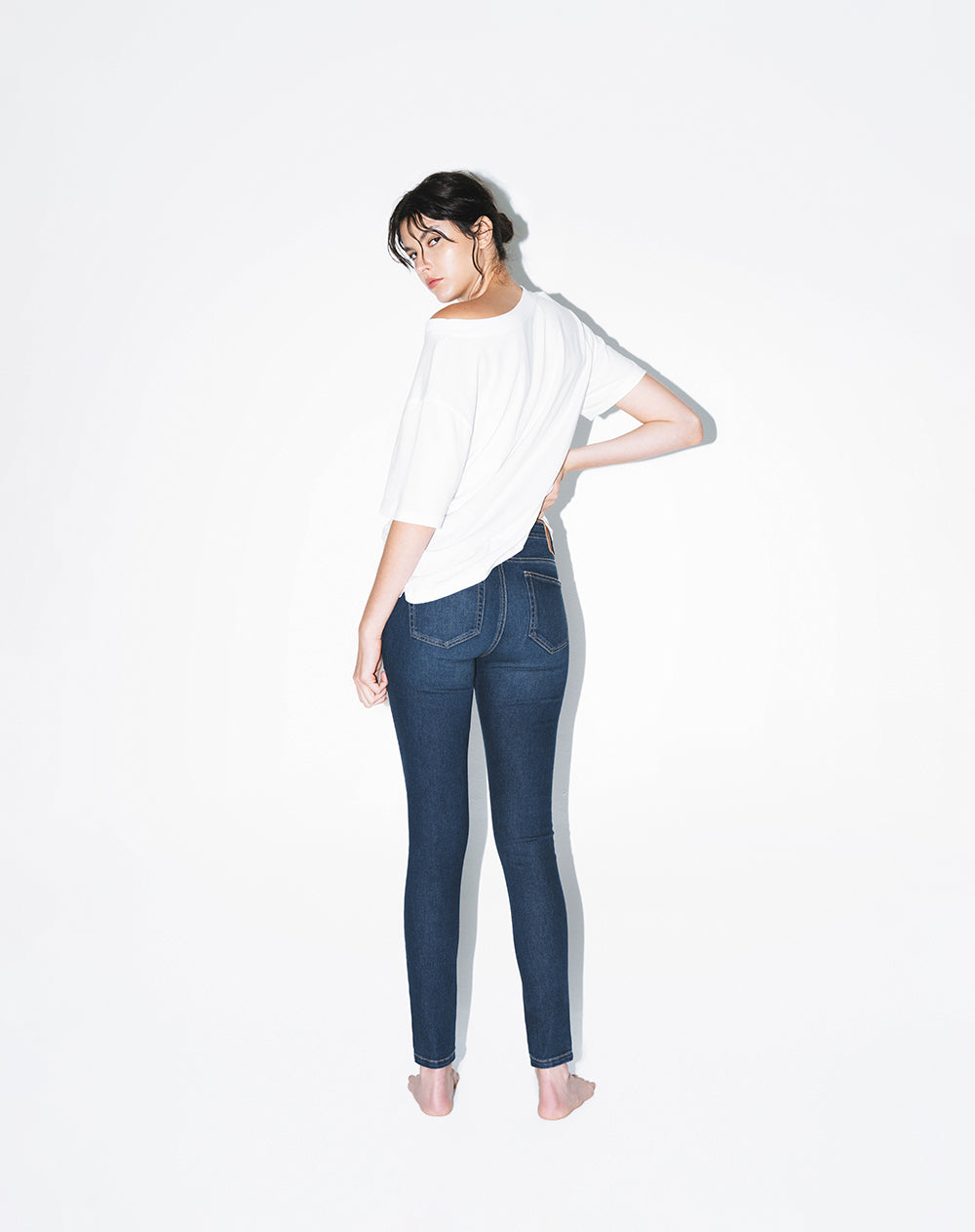 Jean súper skinny tiro medio índigo oscuro mujer