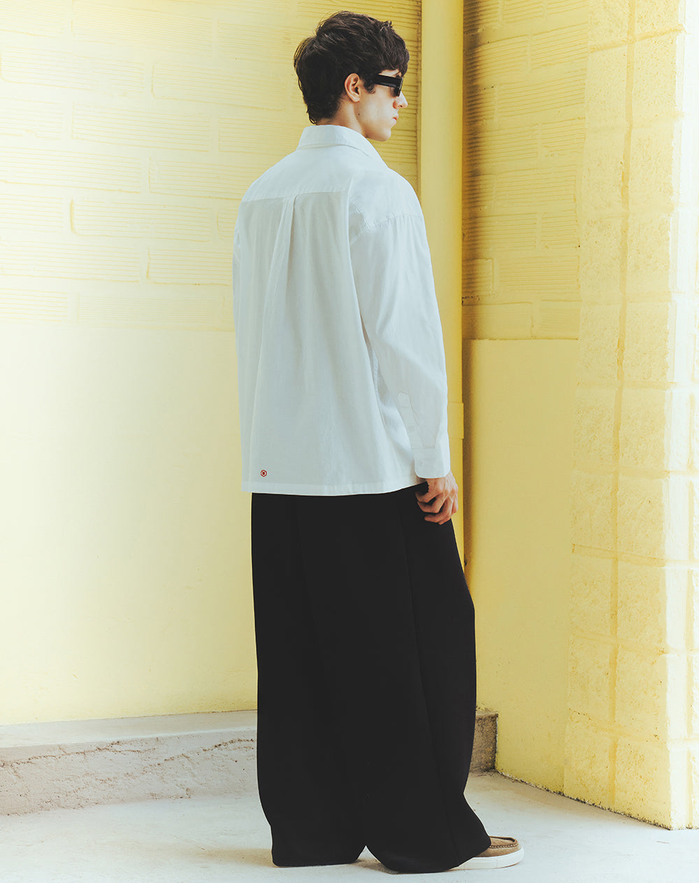Camisa oversize blanca hombre