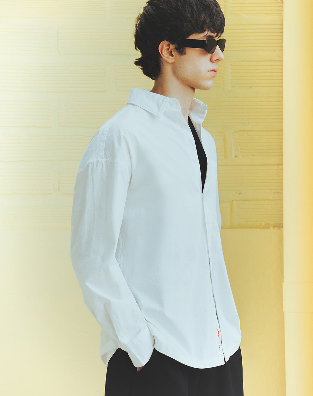 Camisa oversize blanca hombre