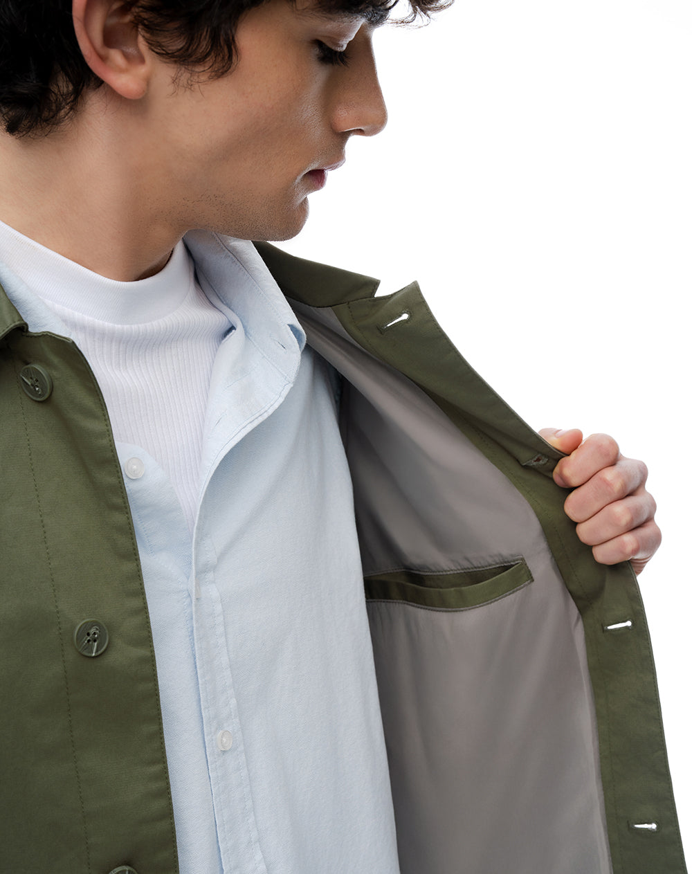 Chaqueta overshirt regular liviana verde oliva hombre