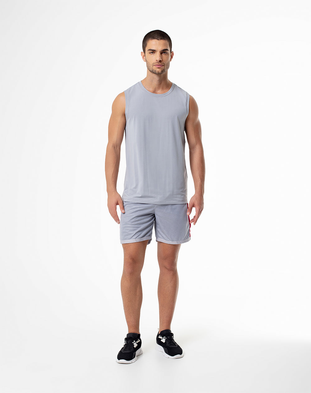 Pantaloneta deportiva secado rápido gris para hombre