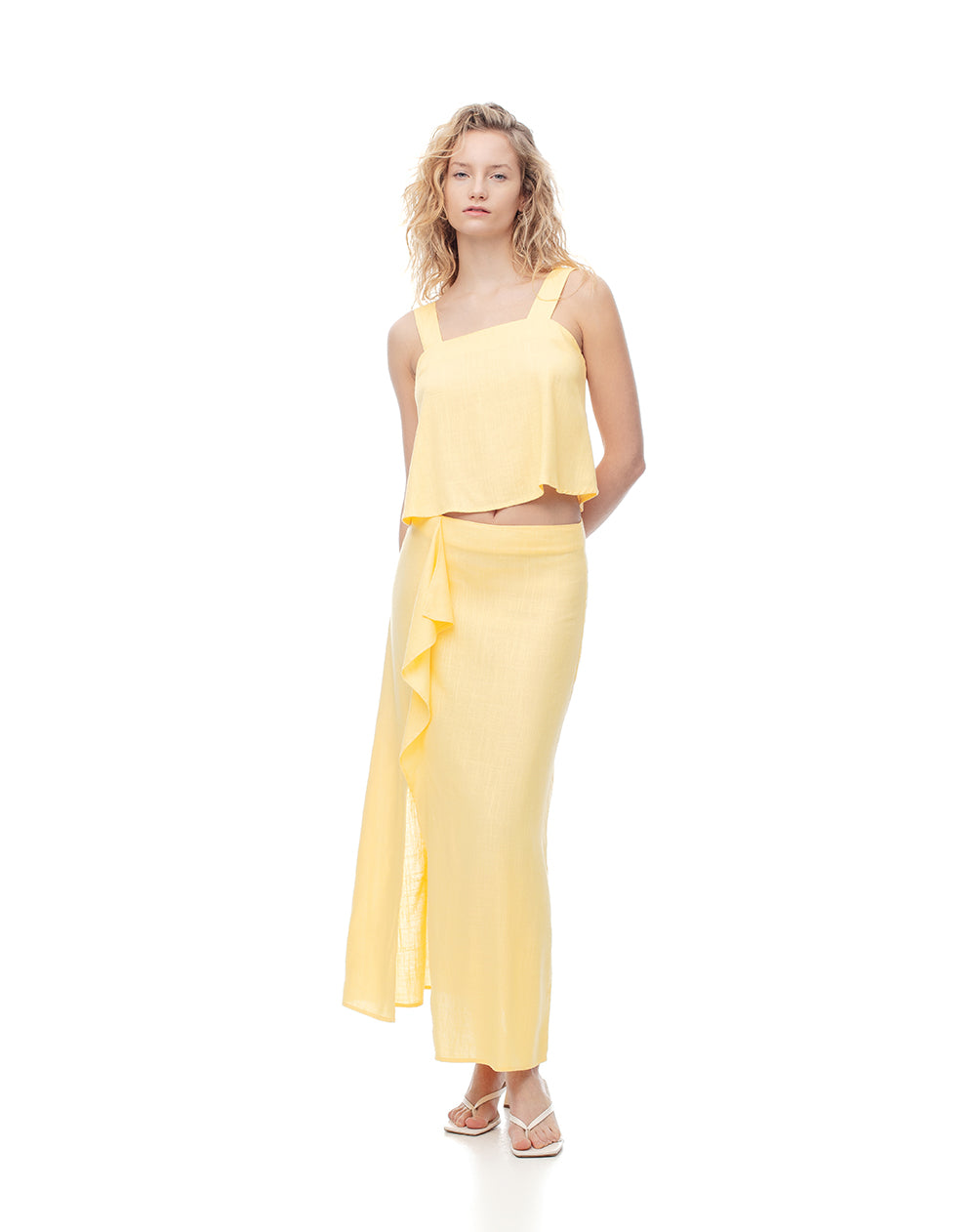 Blusa crop holgada  amarilla mujer