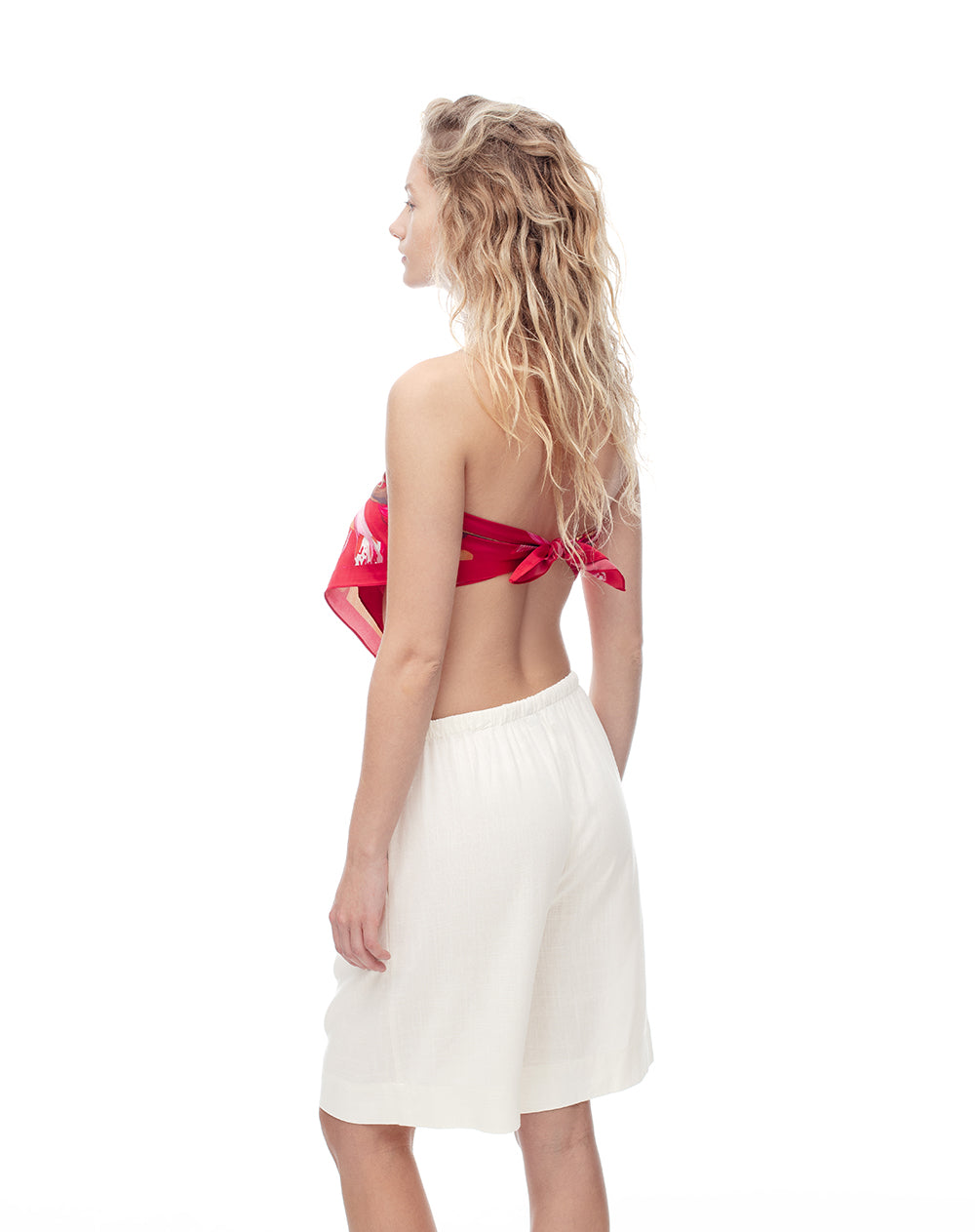 Short holgado tiro medio habano mujer