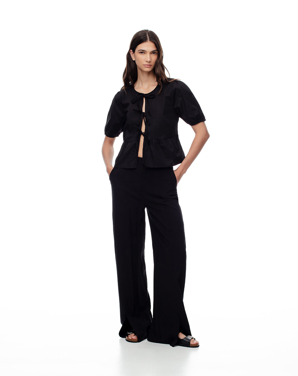 Camisa fit manga corta negra
