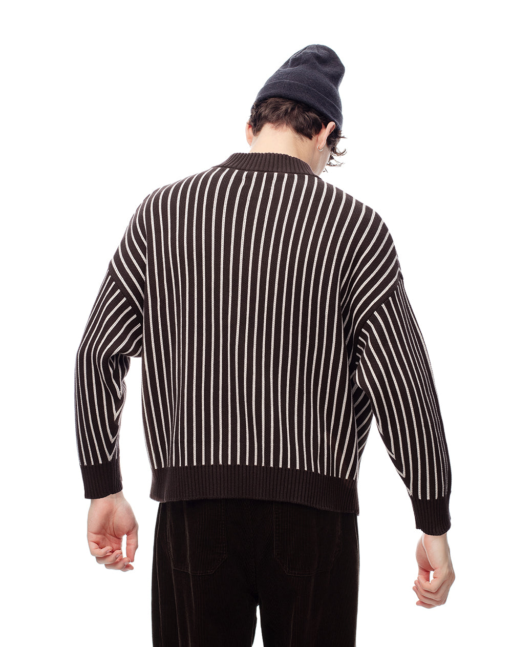 Buzo relaxed fit cafe rayas