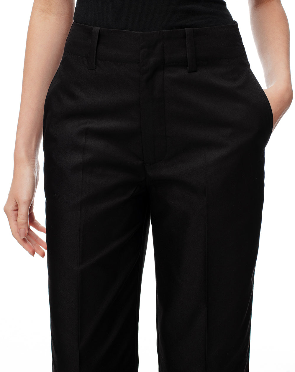 Pantalón regular fit tiro medio en drill negro