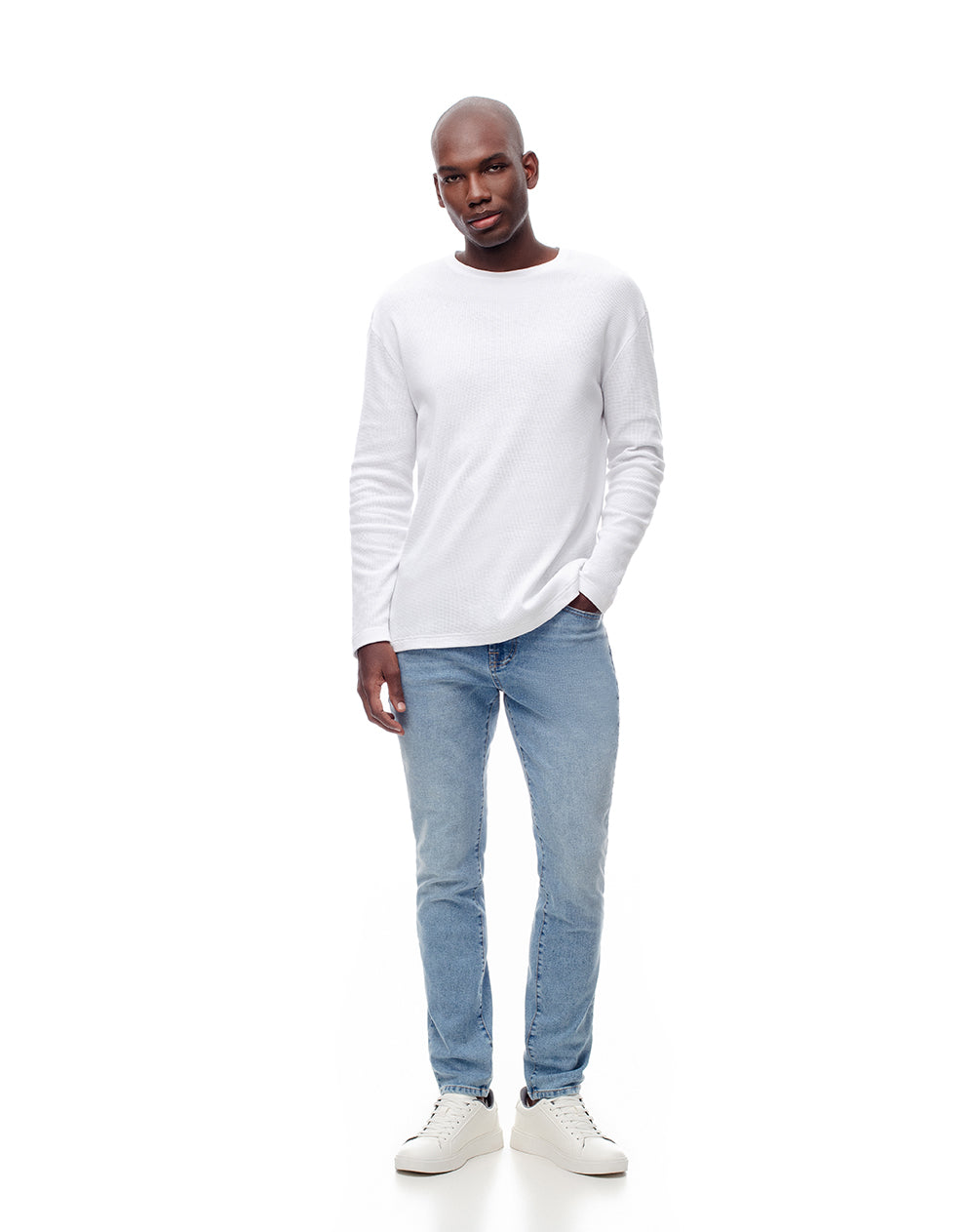 Jean skinny fit tiro medio indigo claro