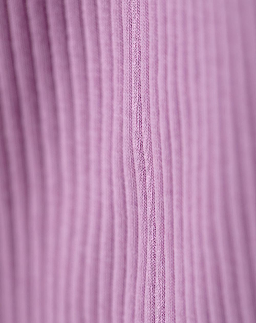 Camiseta fitted fit violeta