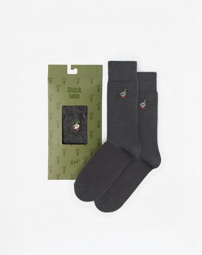 Medias hombre largas grises bordado