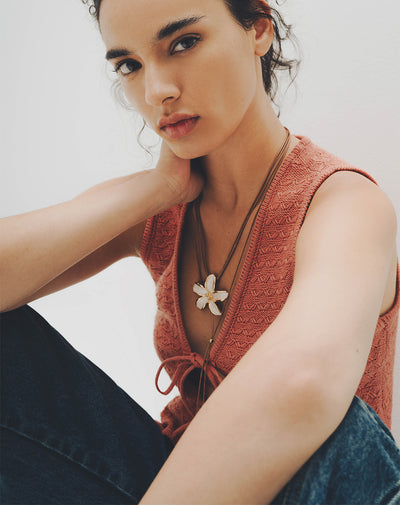 Collar cordón largo flor mujer