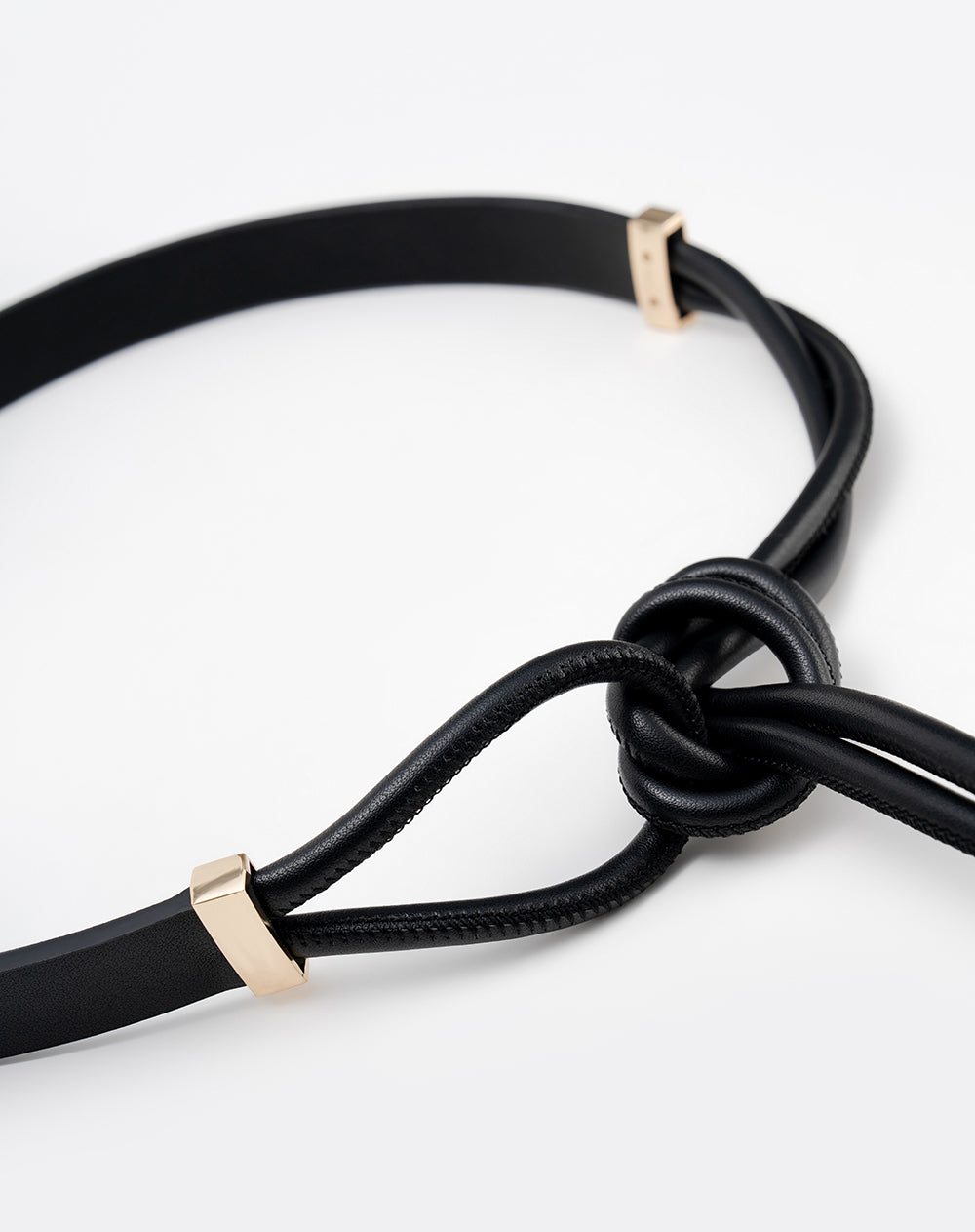 Cinturón con nudo negro mujer