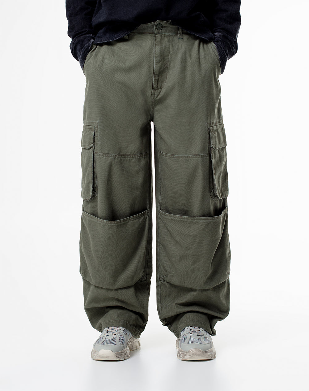 Pantalón loose fit tiro medio verde