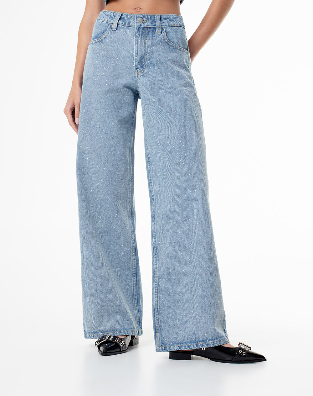 Jean regular fit tiro medio indigo claro