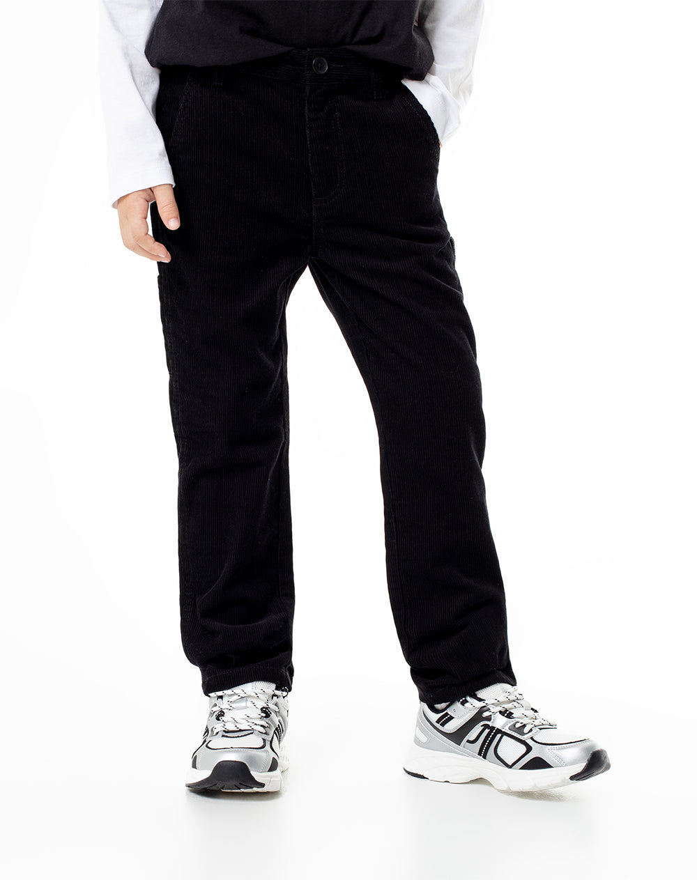 Pantalón regular fit tiro medio en drill negro