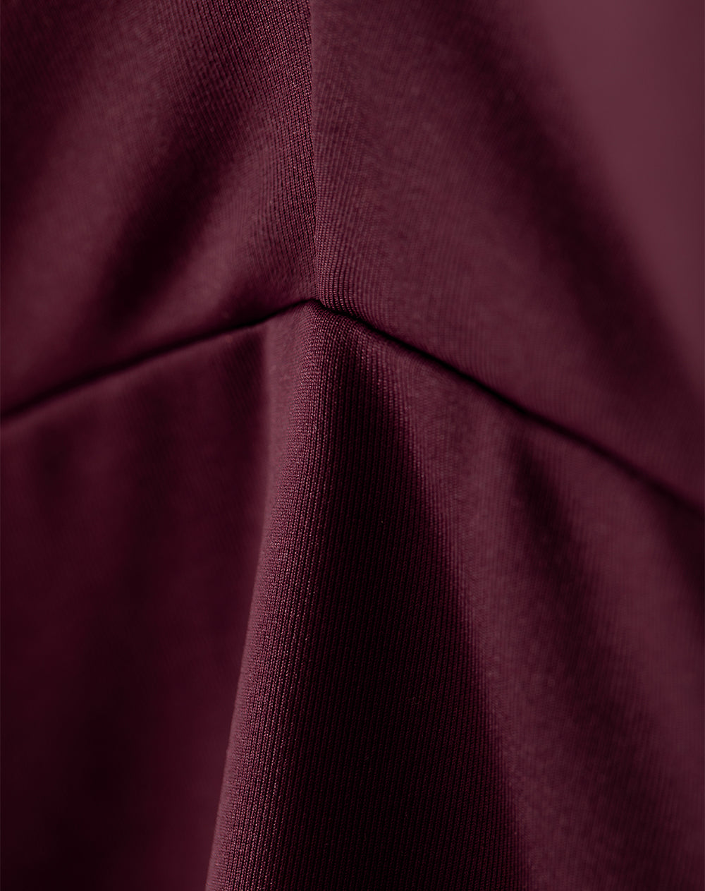 Camiseta fitted fit vino tinto