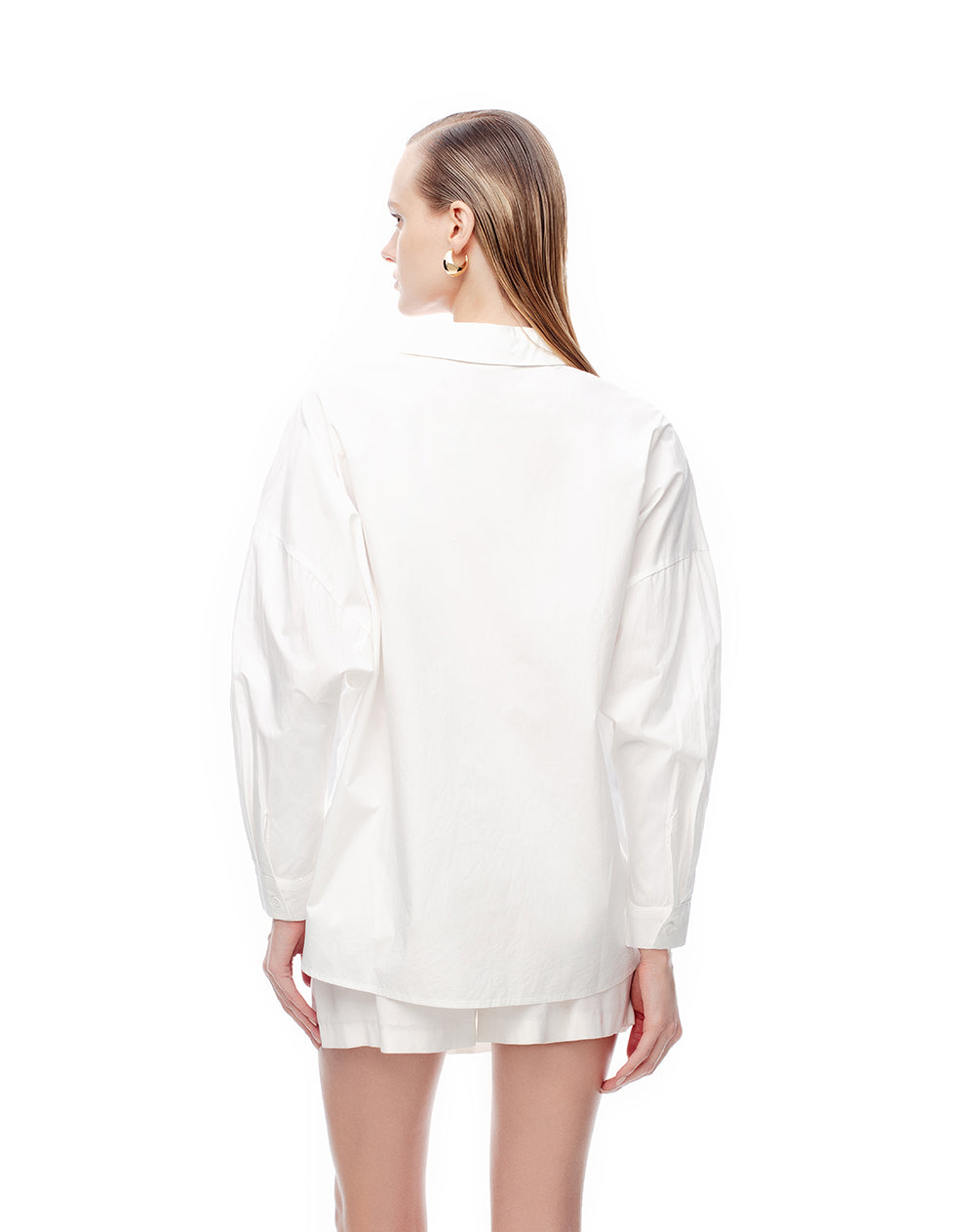 Camisa oversized fit manga larga blanca