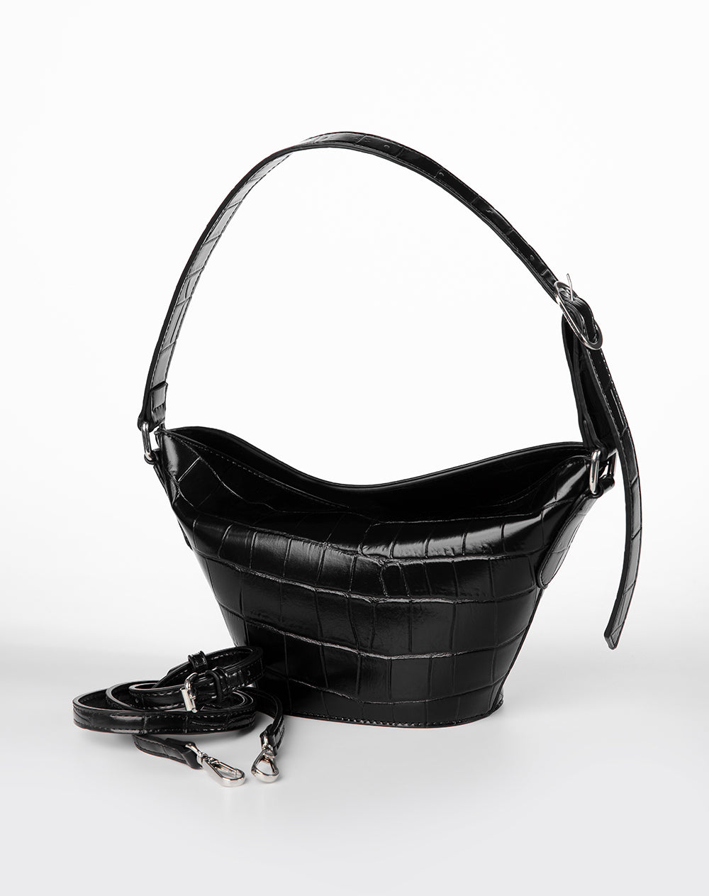 Bolso tipo bucket bag texturizado negro