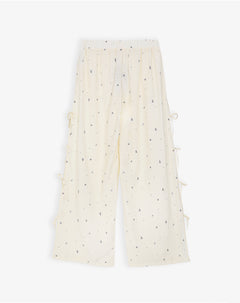 Pantalón regular fit tiro medio crudo estampado
