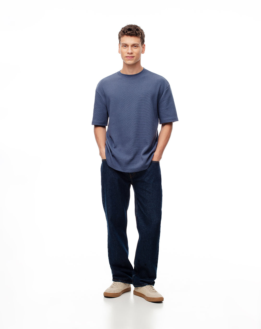Camiseta oversized fit manga corta azul oscuro