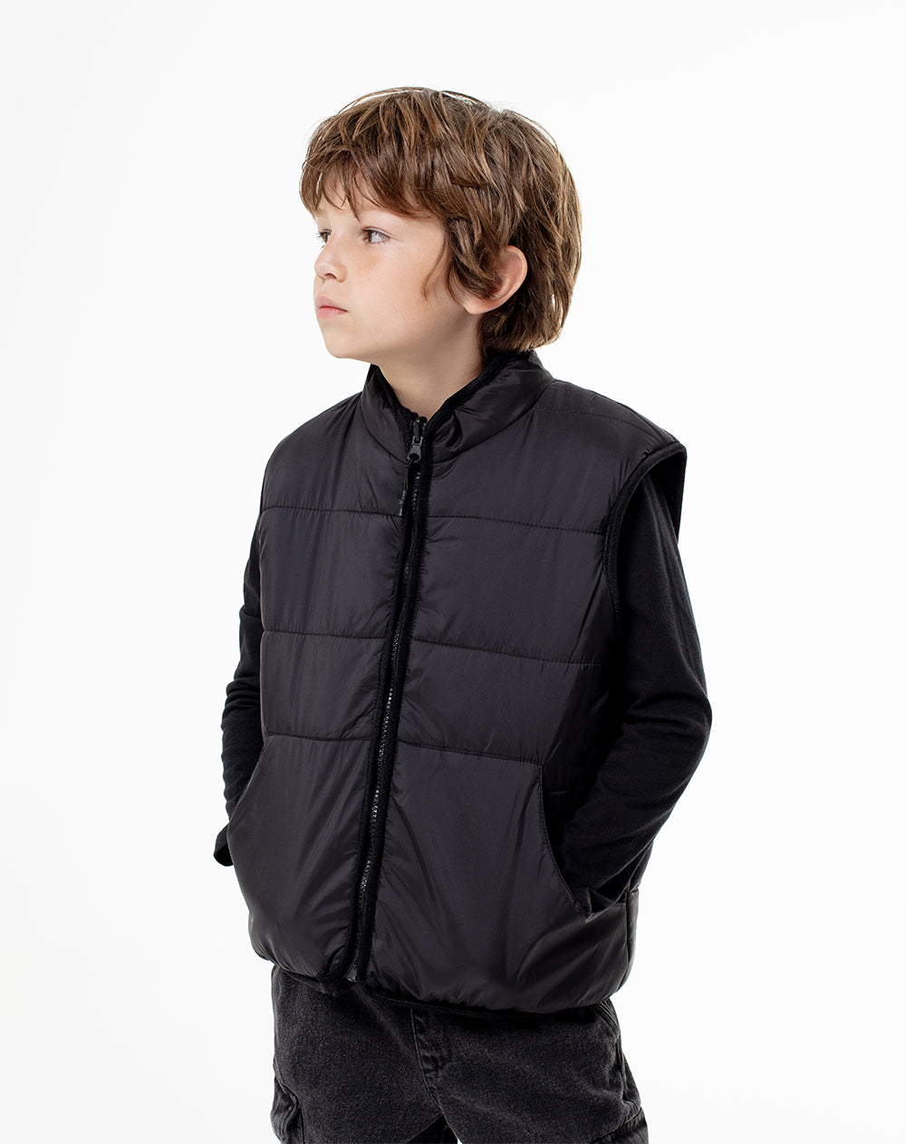 Chaleco regular fit sin capucha negro