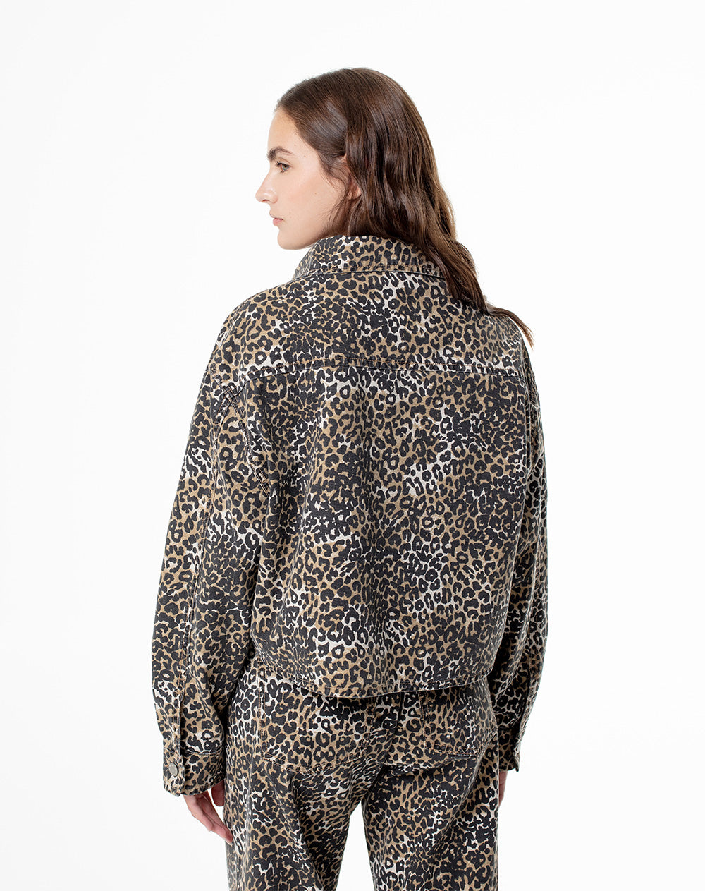 Chaqueta oversized fit sin capucha en drill leopardo cafe