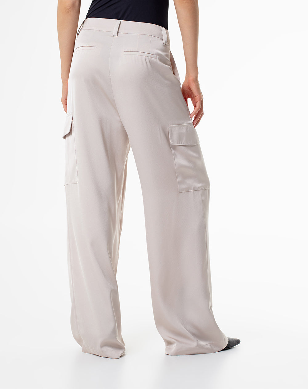Pantalón loose fit tiro alto arena