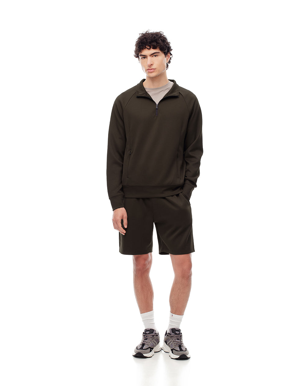 Buzo regular chocolate hombre