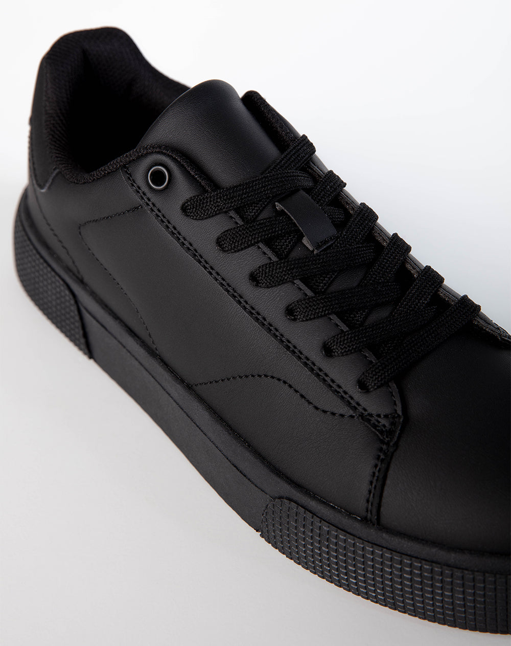 Tenis negros